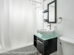 1447 W 35th Pl APT 1, Los Angeles, CA 90018