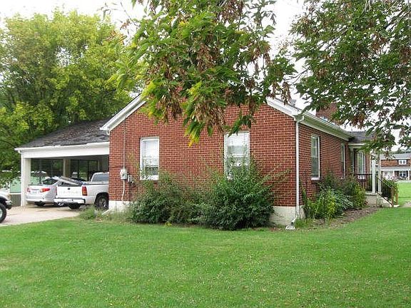 3rd image of 109 Glade St