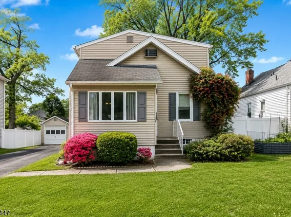 74 8Th Ave, Hawthorne Boro, NJ 07506