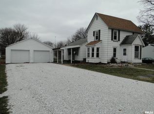 125 E Vine St, Good Hope, IL 61438
