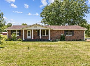2300 Seiler Rd, Alton, IL 62002