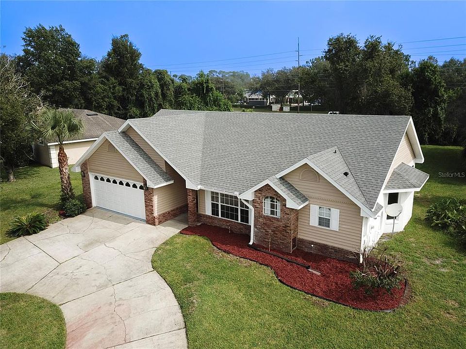 1st image of 105 GLEN ABBEY LANE
