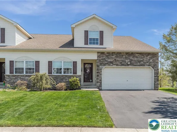 886 Graystone Cir, Northampton, PA 18067