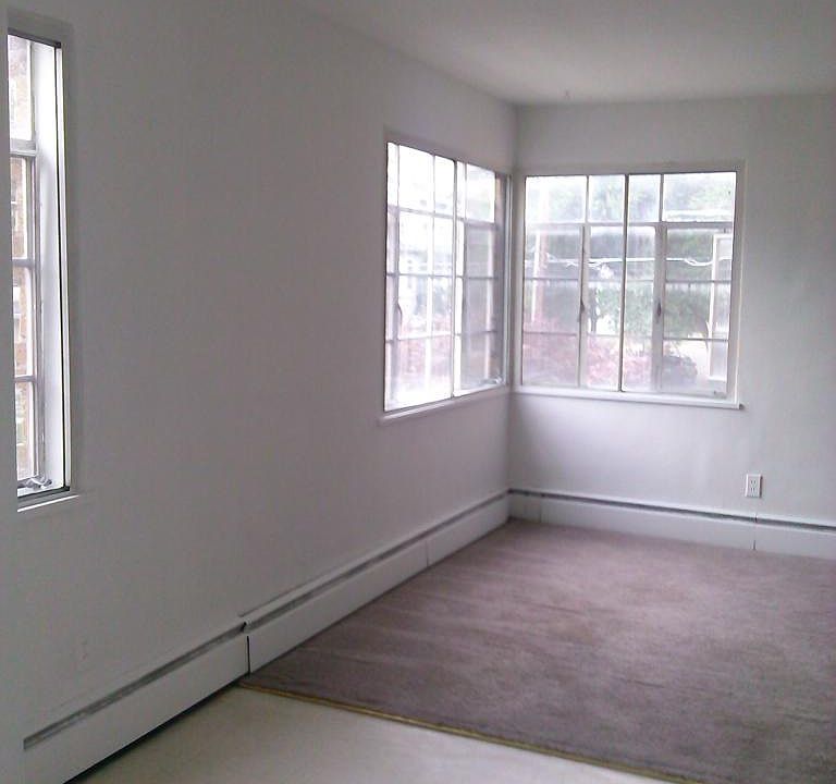 2nd image of 164 Chapin St APT 232
