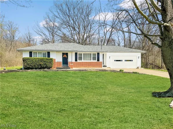 1101 Johnson Plank Rd NE, Warren, OH 44481