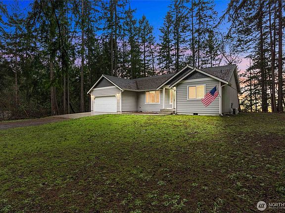 5th image of 22127 N Clear Lake Boulevard SE
