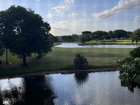2nd image of 4302 Martinique Circle #M3