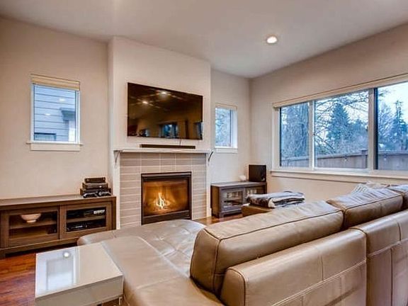 4th image of 12209 SE 270th Pl #12