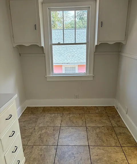 Eat-In Kitchen Area