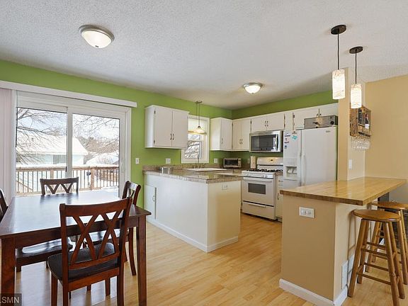 3rd image of 10419 Eagle St NW