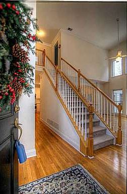 3rd image of 610 Villa Estates Ln