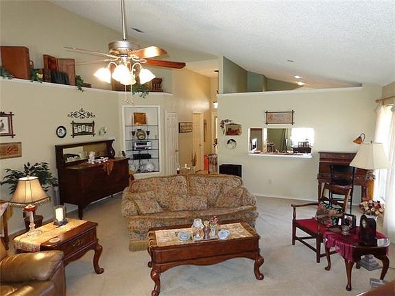 5th image of 2829 Sommerset Dr