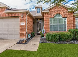 1019 Camp Verde Dr, Forney, TX 75126