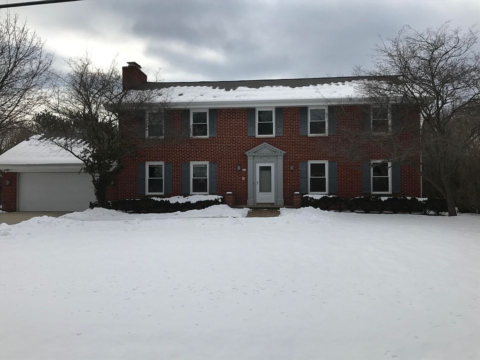 2nd image of 355 W Dean Rd