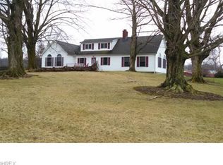 10511 Bartholomew Rd, Chagrin Falls, OH 44023