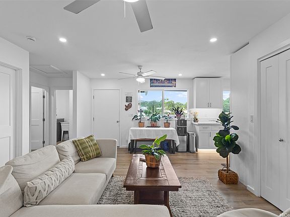 5th image of 1436 Hele St