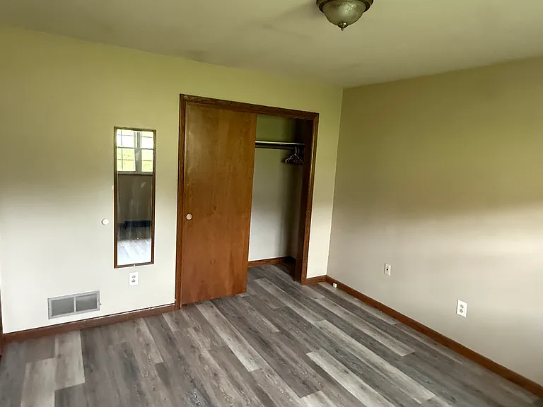 107 E North St #1 — Photo 13