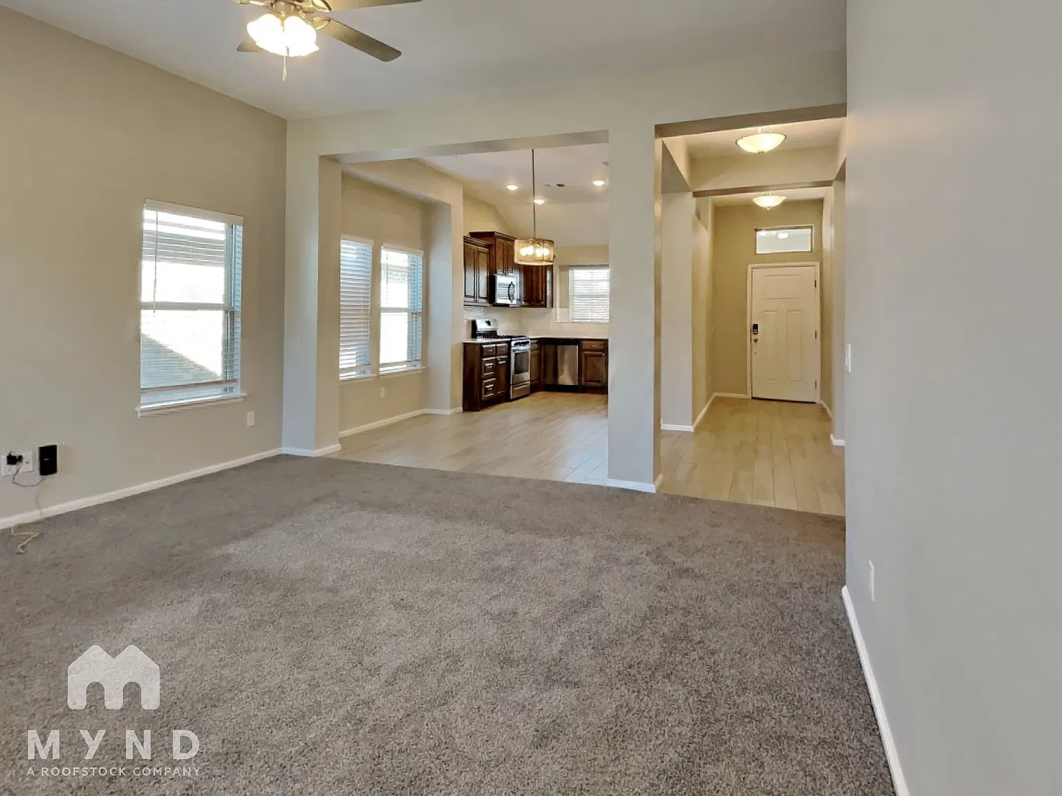 3 bed, 2.0 bath, 1440 sqft, $1,759 — Photo 4