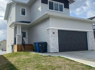 38 Thayer Close, Red Deer, AB T4P0W7