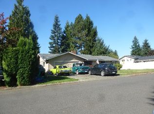 9710 NW 4th Ave, Vancouver, WA 98665