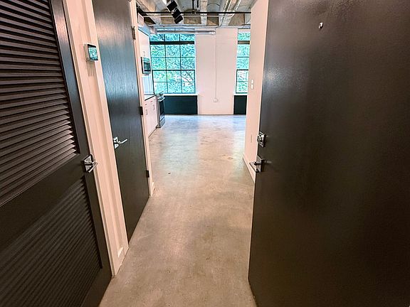 2nd image of 1065 United Ave SE #203
