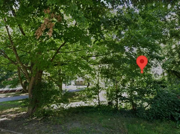 1123 N 9th St, Niles, MI 49120