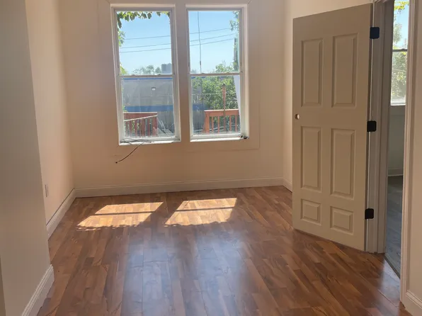 2721 W Polk St #2, Chicago, IL 60612