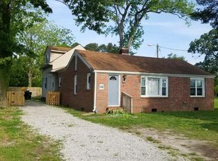 209 N Birdneck Rd, Virginia Beach, VA 23451