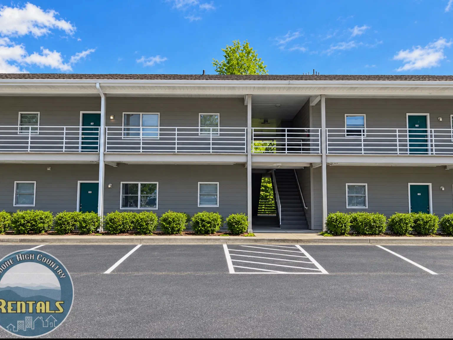 Boone Creek Apartments - 2bd/2ba: Centrally Located! Walk to AppalCART! Parking Included — Photo 1