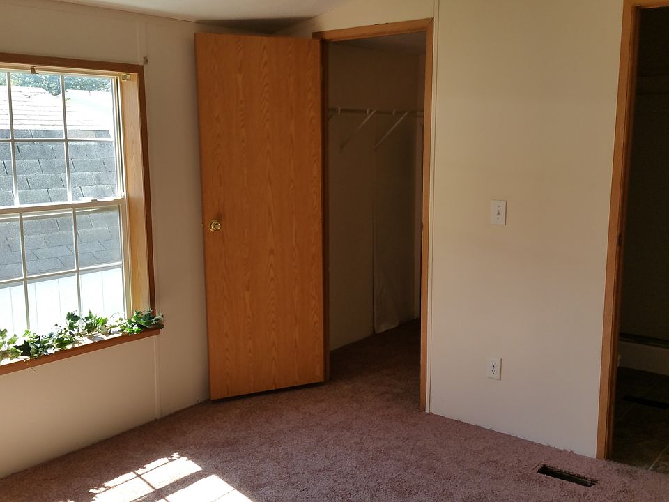 1st image of 220 Maple Ln Lot 89