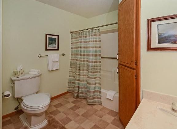 5th image of 2309 Cottage Dr