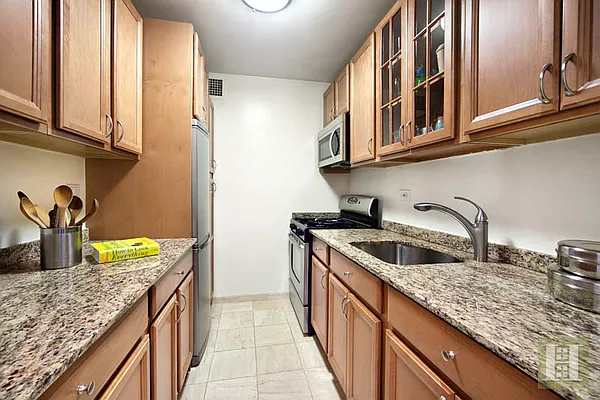Sold by Halstead Real Estate | media 2