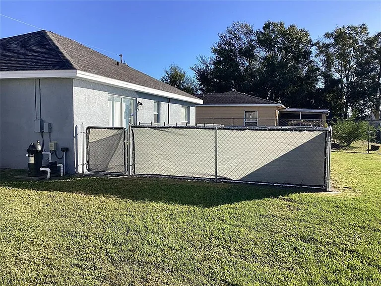 543 Cardinal Dr — Photo 41
