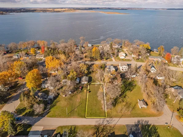 Main St E, Osakis, MN 56360