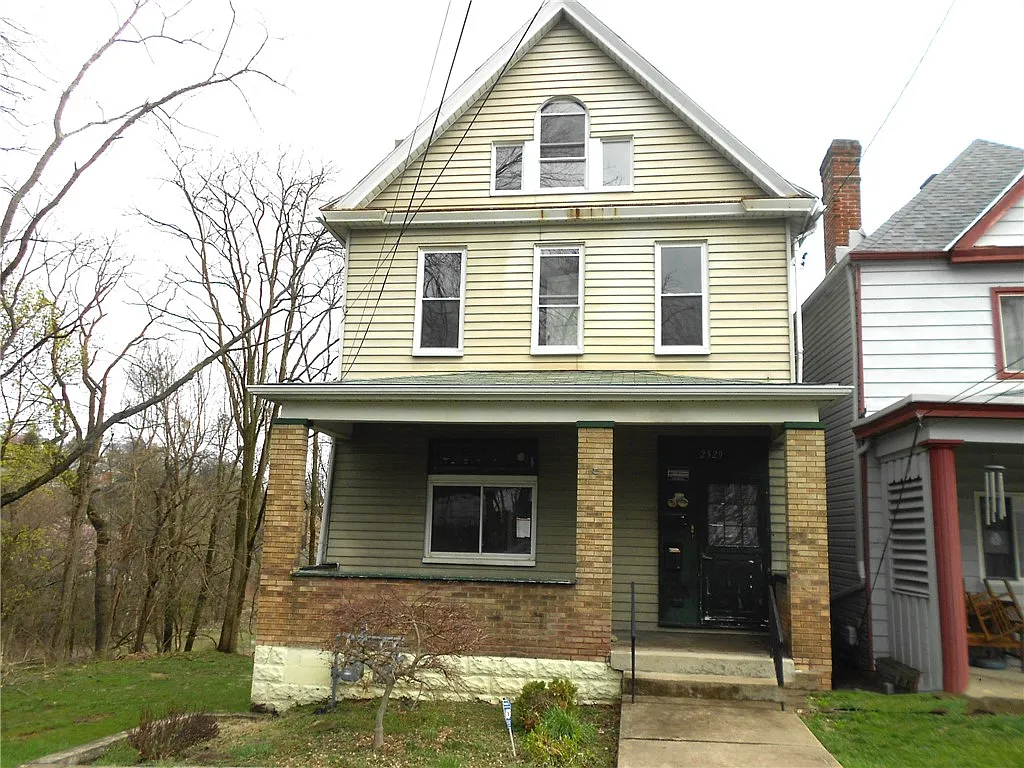 2329 Eiler Ave photo 1