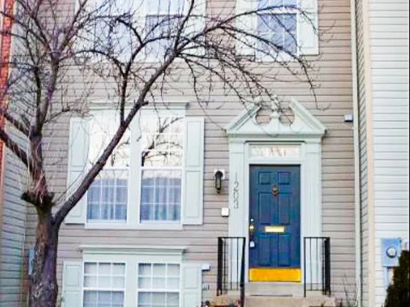 1203 Travis View Ct, Gaithersburg, MD 20879
