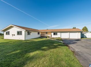 271 E Anderson Rd, Sequim, WA 98382