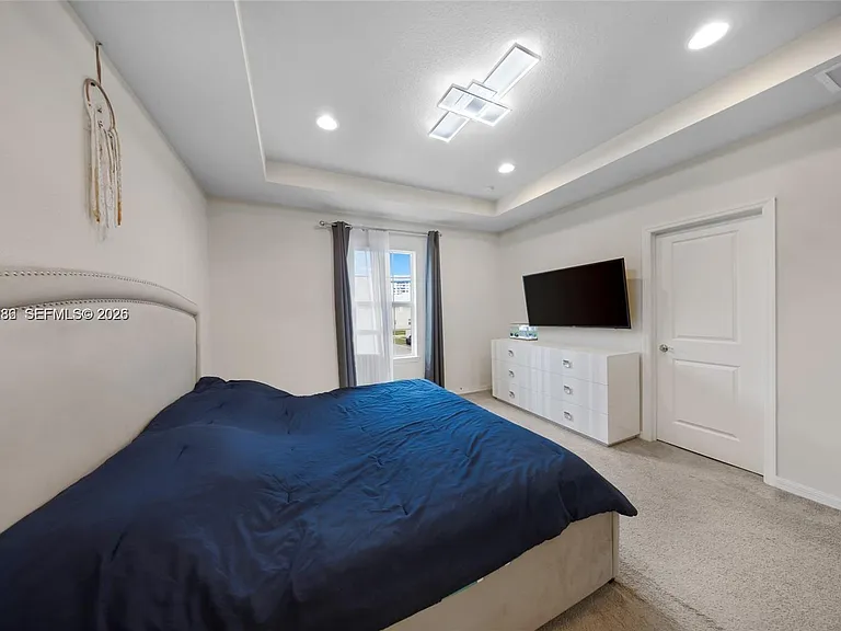 932 Banyan Dr — Photo 14