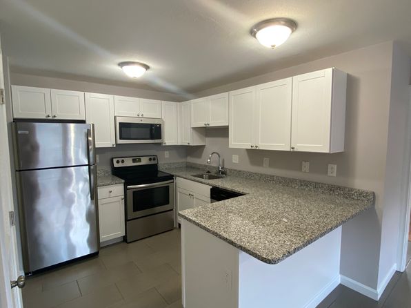 1 Whitney Cir #18