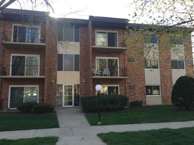 9720 S Karlov Ave APT 201, Oak Lawn, IL, 60453
