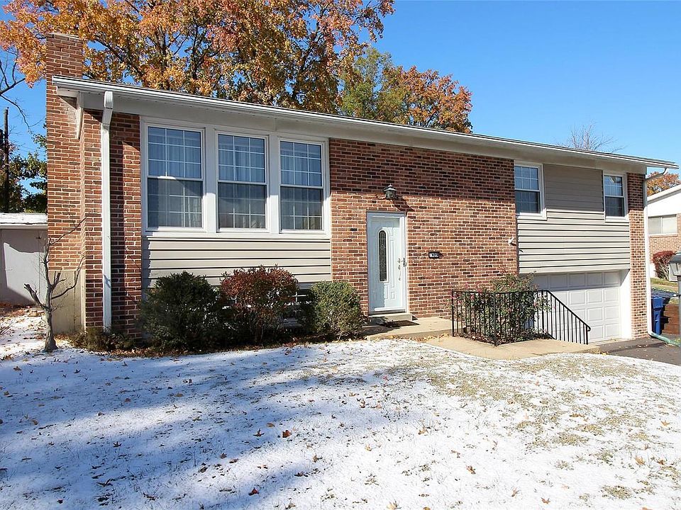 1st image of 1423 Fox Creek Dr