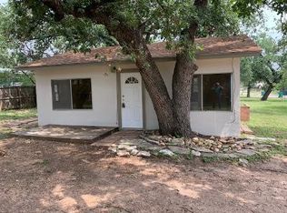 646 Driftwood Ln, Cottonwood Shores, TX 78657
