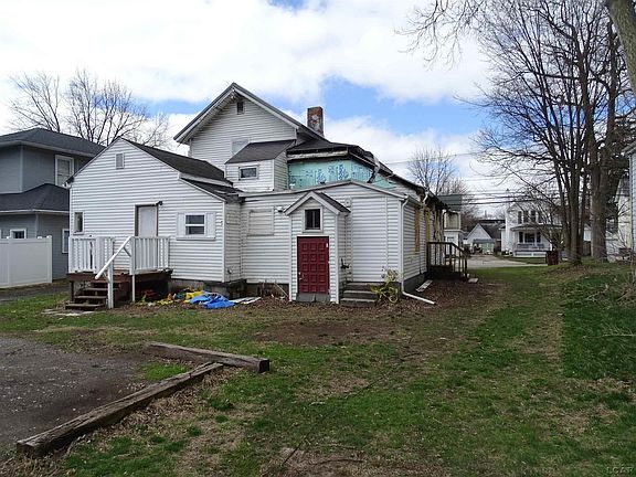 4th image of 443 S Winter St