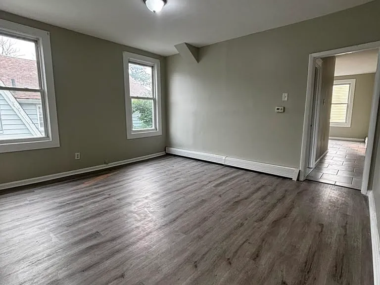 27 N Munn Ave #2 — Photo 3