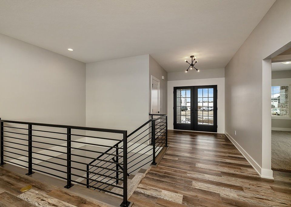 3017 Lakeview Dr SE, Altoona, IA 50009 Zillow