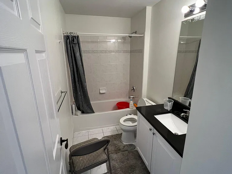 555 Coventry Dr — Photo 41