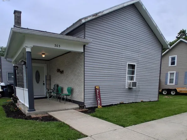 203 W Main St, New Washington, OH 44854