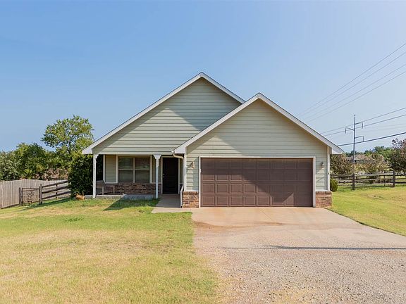 2nd image of 4522 E Zachary Ln