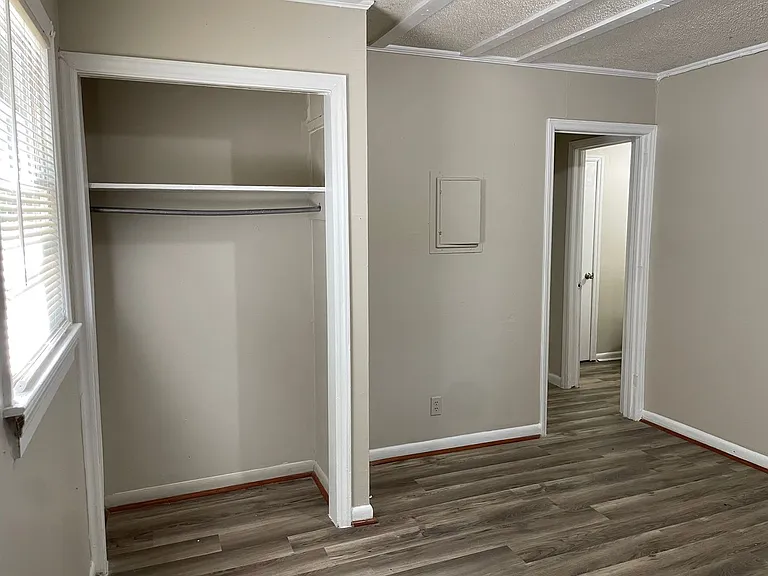 214 Lambert Rd #5-8 — Photo 10