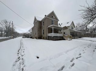 1004 West Ave, Elyria, OH 44035